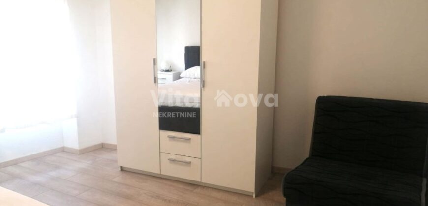 NIN- CENTAR, OD 01.10., DUGOROČNO,JEDNOSOBAN