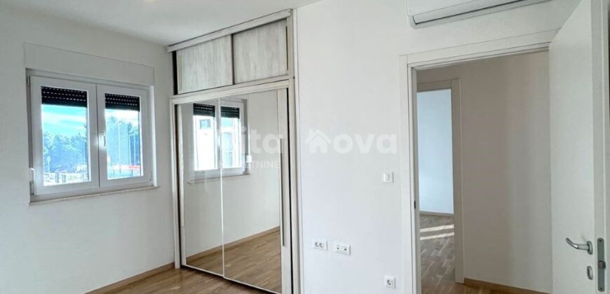 BORIK/ MOCIRE-SNIŽENO! 3-SOBAN, VRHUNSKA LOKACIJA!