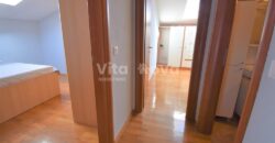 BLUE GARDEN, 2-SOBAN, POGLED NA MORE!