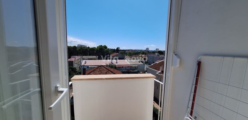 VRULJICA/BRODARICA, 2-SOBAN, ZA STUDENTE, DUGOROČNO