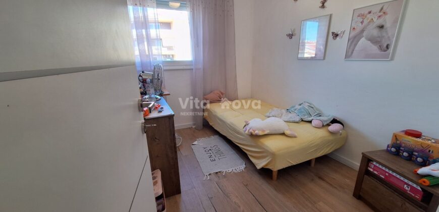 BILI BRIG, REŽIJE U CIJENI, 3-SOBAN, POGLED NA MORE, DUGOROČNO