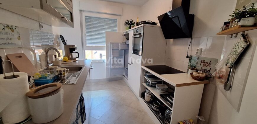 BILI BRIG, REŽIJE U CIJENI, 3-SOBAN, POGLED NA MORE, DUGOROČNO