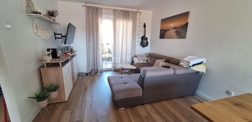 BILI BRIG, REŽIJE U CIJENI, 3-SOBAN, POGLED NA MORE, DUGOROČNO