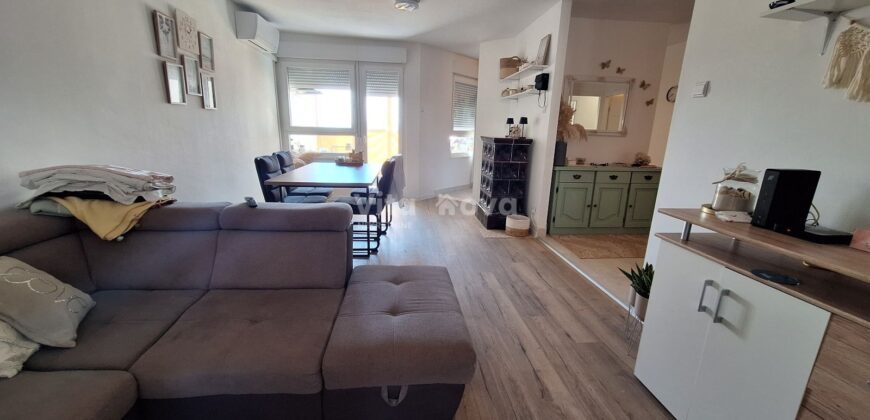 BILI BRIG, REŽIJE U CIJENI, 3-SOBAN, POGLED NA MORE, DUGOROČNO