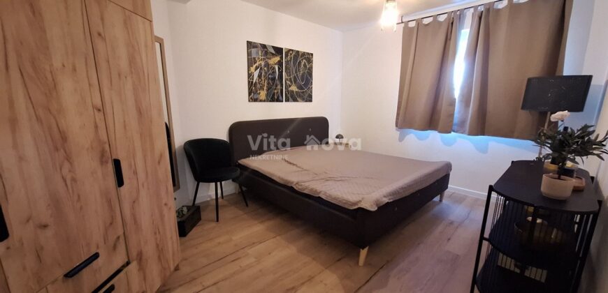 BILI BRIG, REŽIJE U CIJENI, 3-SOBAN, POGLED NA MORE, DUGOROČNO