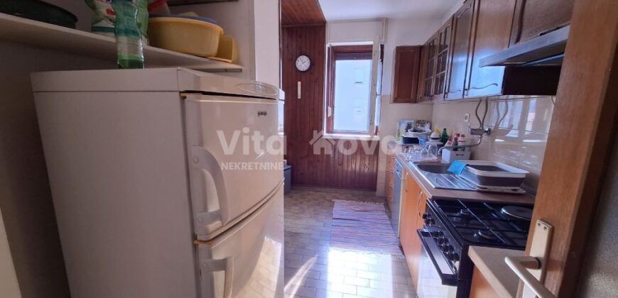 BILI BRIG- DUGOROČNO, 82 M2, 1. KAT, 2 SPAVAĆE SOBE