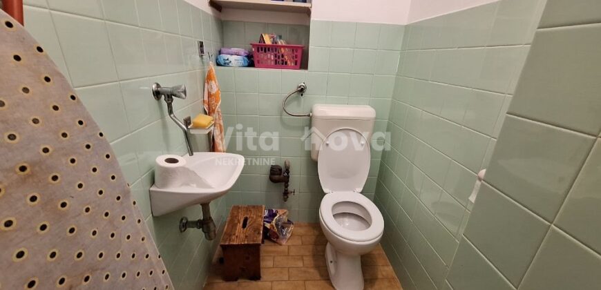 BILI BRIG- DUGOROČNO, 82 M2, 1. KAT, 2 SPAVAĆE SOBE