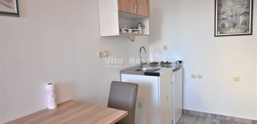 N. BOKANJAC- GARSONIJERA NA DULJI PERIOD